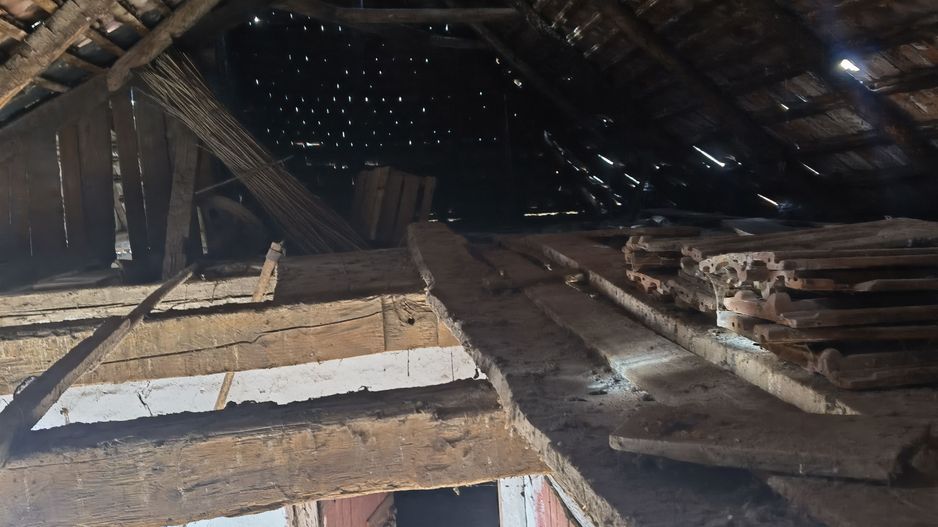 Casa cu teren generos- Recas - Poză 15