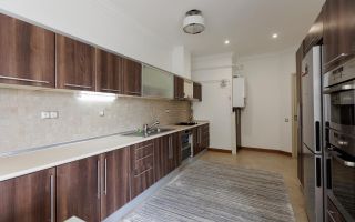 Chirie, apartament, 4 camere, str. Bucureşti, Centru - Poză 1