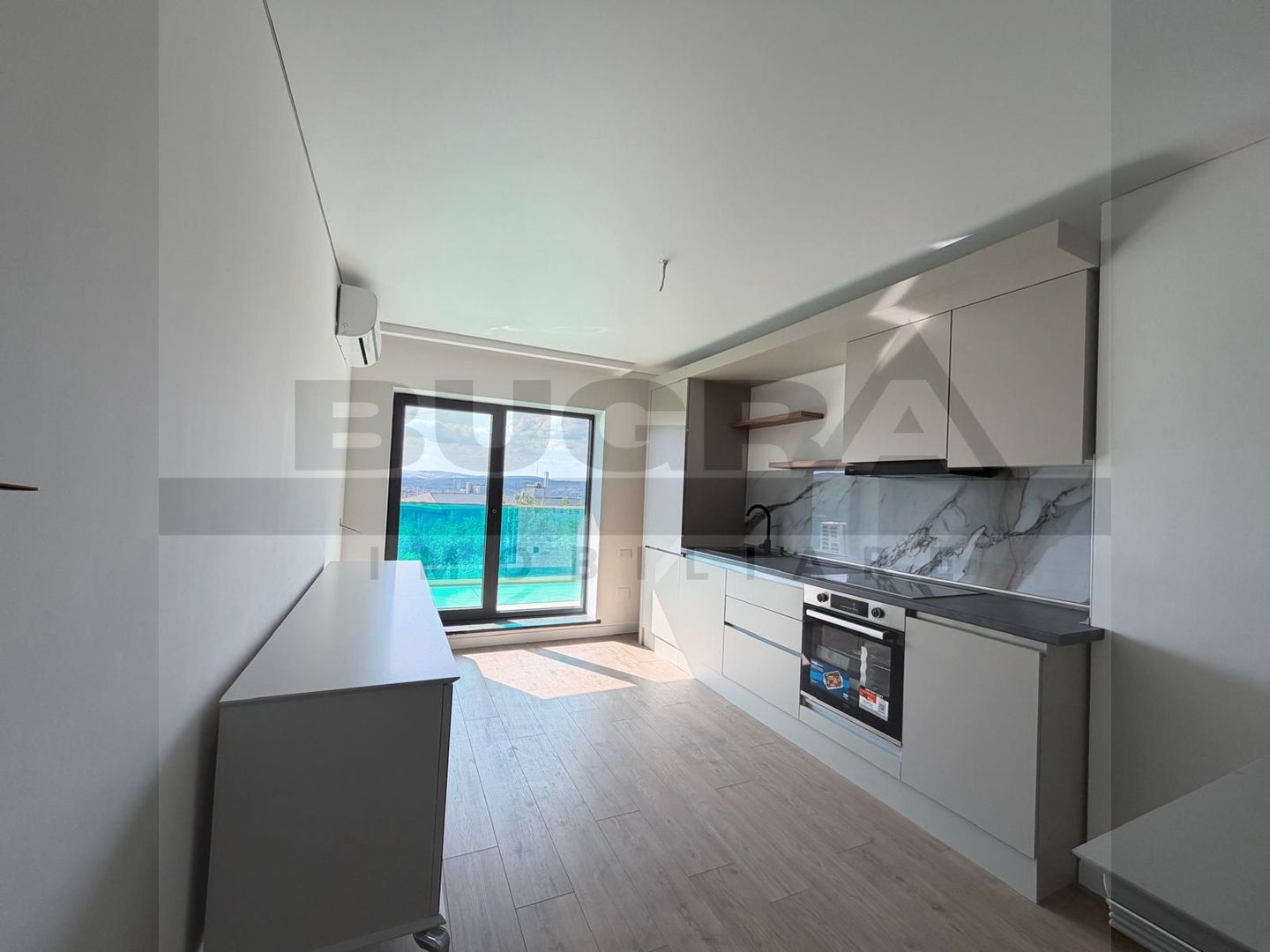 Apartament 4 camere modern, prima inchiriere, garaj, zona UMF - Poză 7