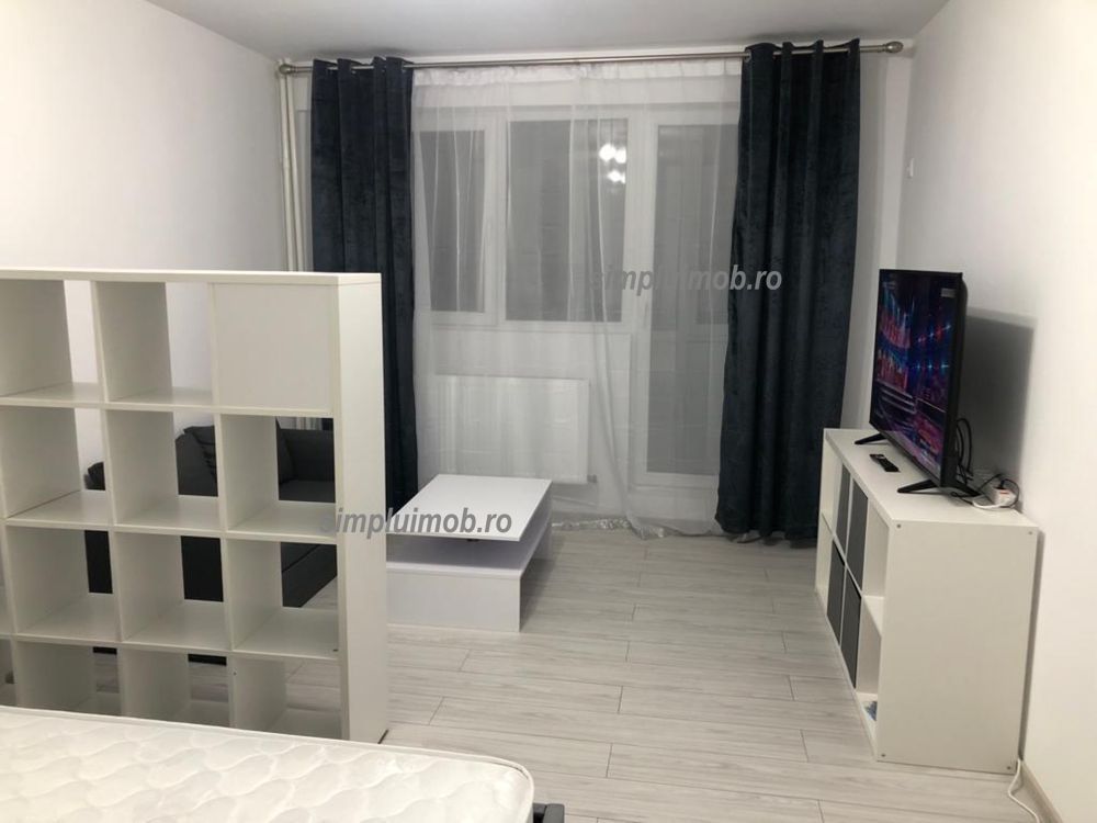 Decomandata Garsoniera Renovata Metrou 1 Decembrie 1918 - Poză 3