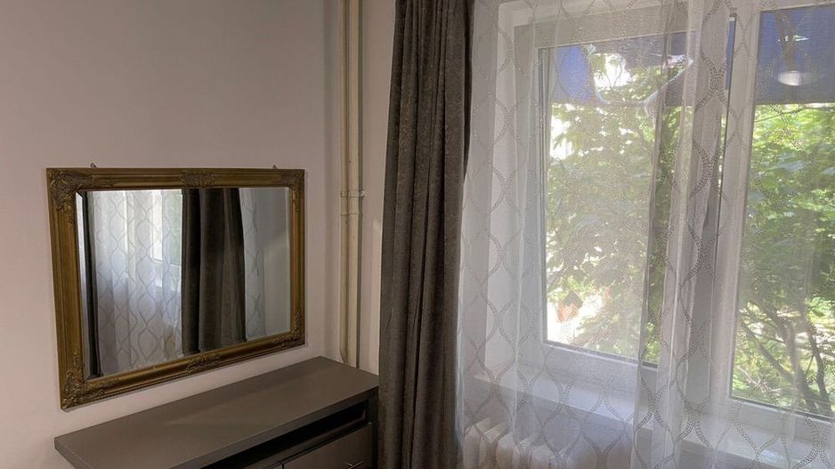 Apartament  2 camere Piata - Poză 5