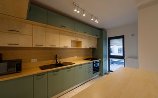 Vânzare, apartament cu 3 camere în zona Lujerului - Poză 8