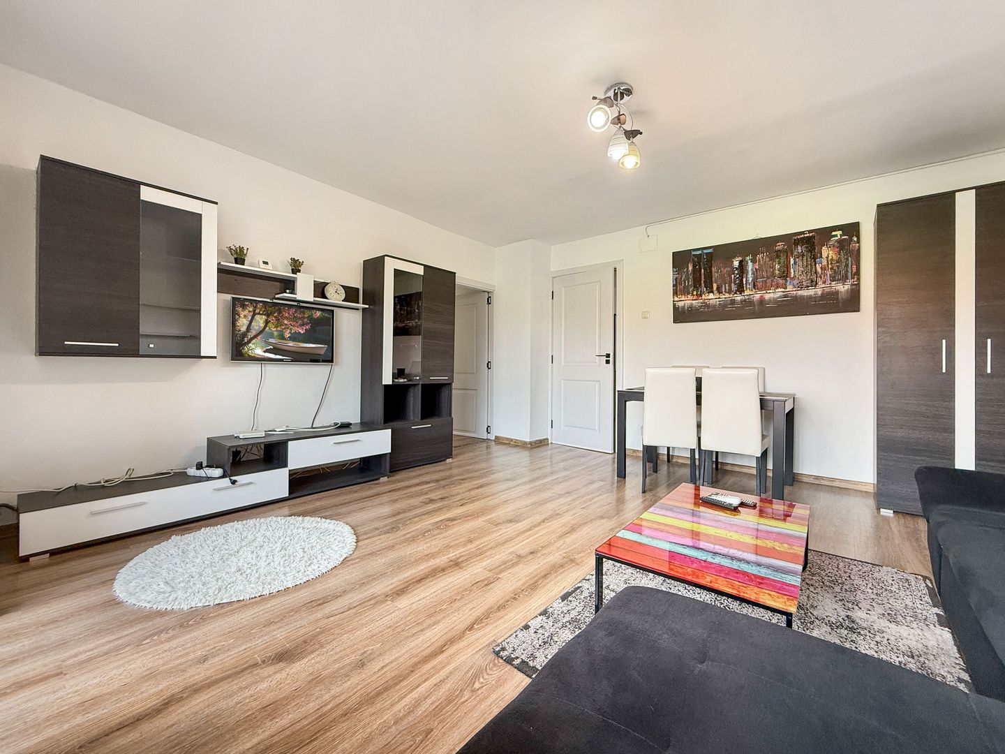 Apartament 2 camere, zona Complex-Printul Turcesc. - Poză 1