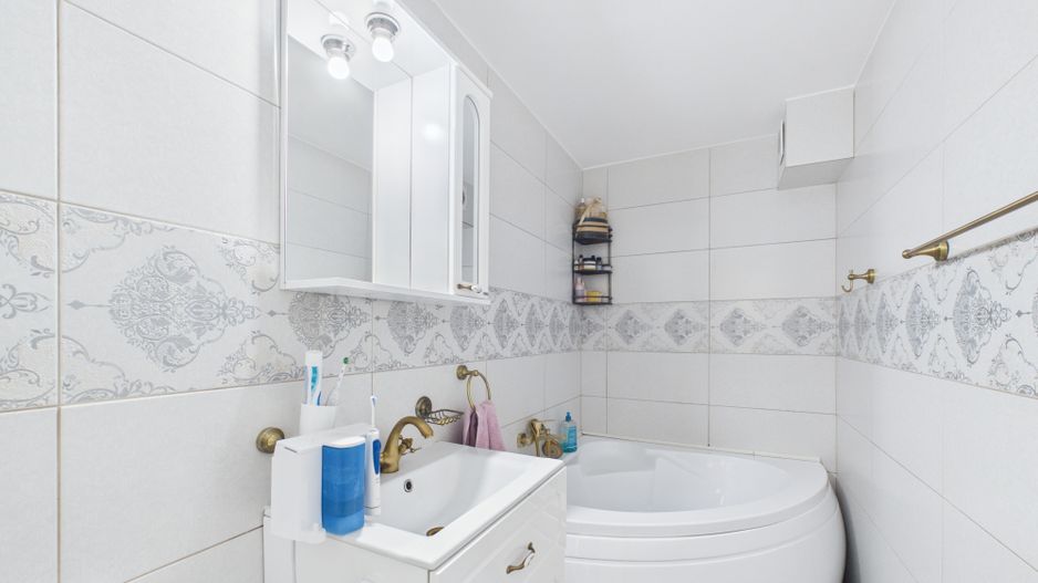Apartament cu 4 camere de vanzare, Centrala proprie, 13 Septembrie - Poză 11