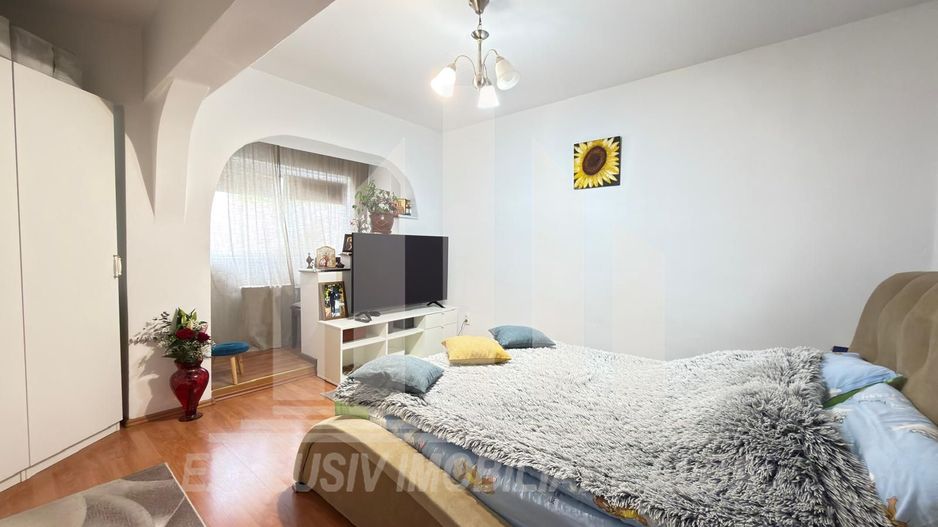 Apartament 2 camere decomandate | 52 mp | Etaj 1 | Renovat | Cetate - Poză 3