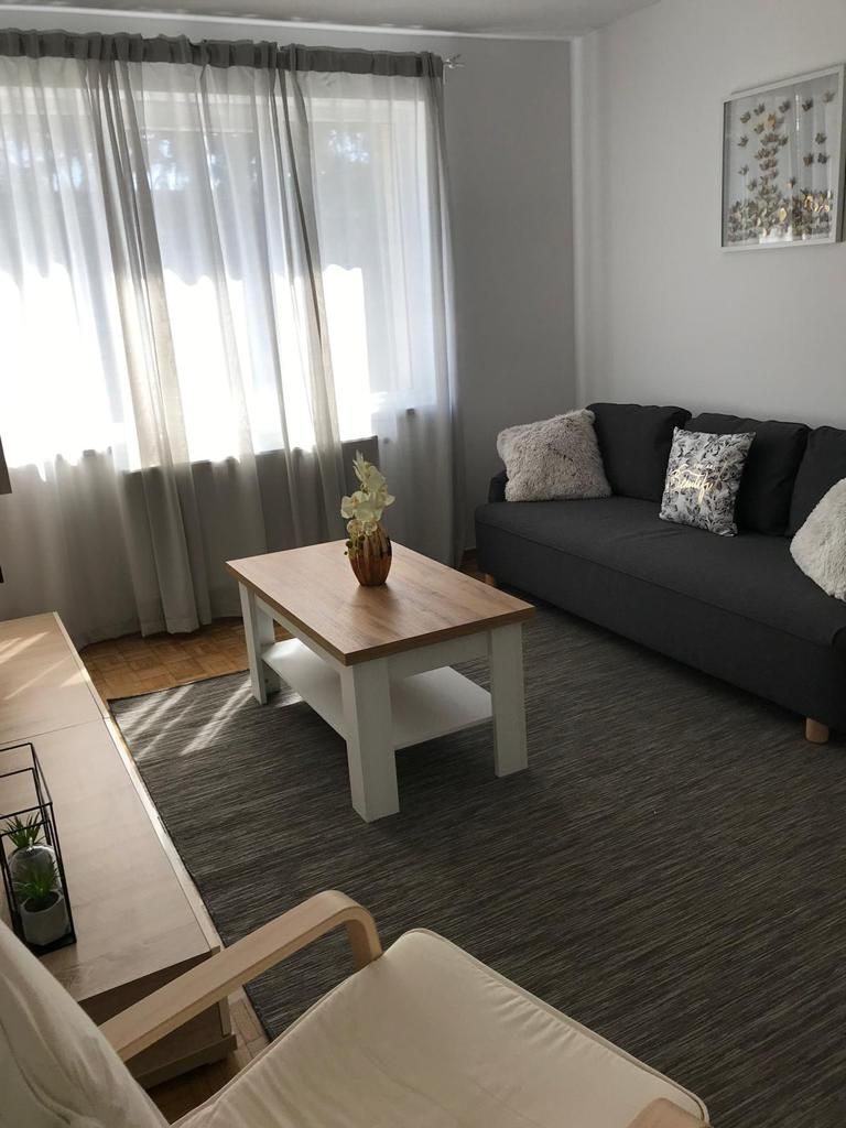 Apartament 2 camere decomandate 49 mp etaj 3 din 4 str Petuniei Grigorescu - Poză 1