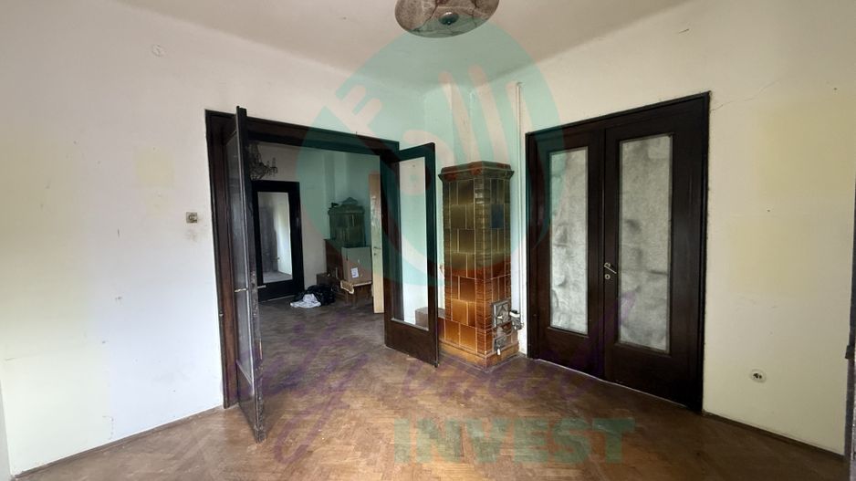 Proprietate rara pe o strada boema - Poză 12
