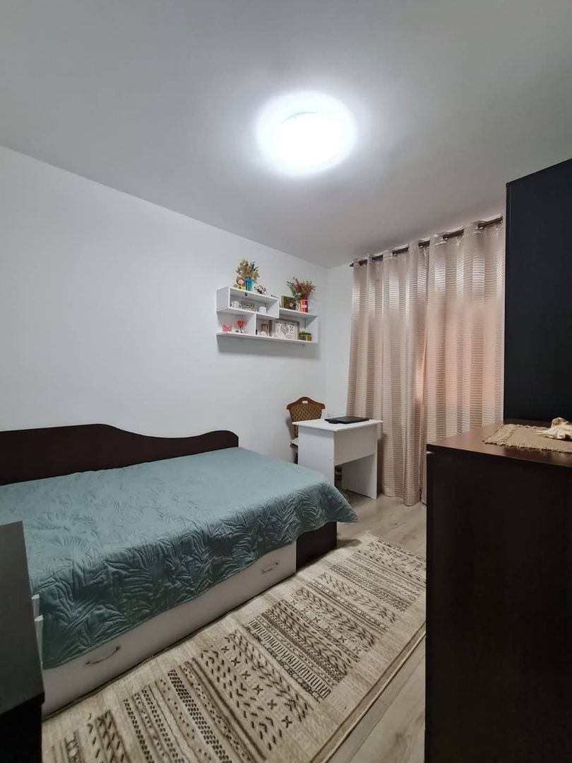 Apartament 3 dec,Micro 20,et 4 - Poză 14
