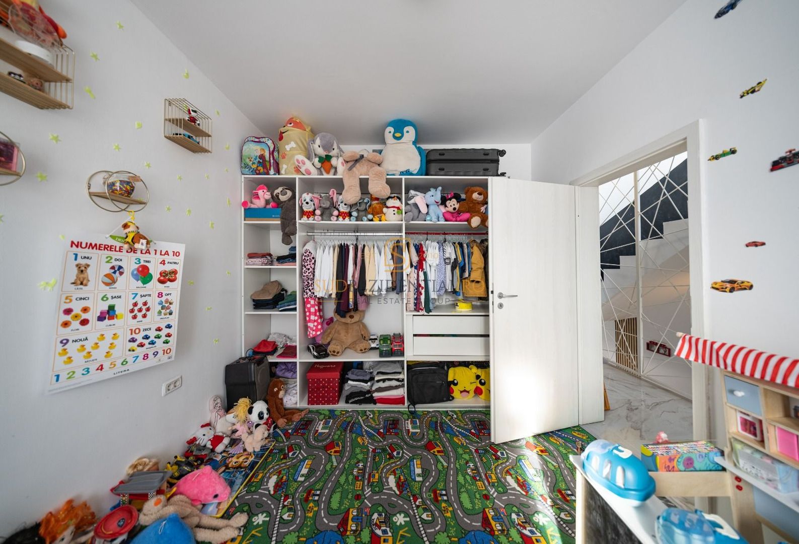 Vanzare vila 4 camere – complet mobilata si utilata, Str Teius - Poză 15