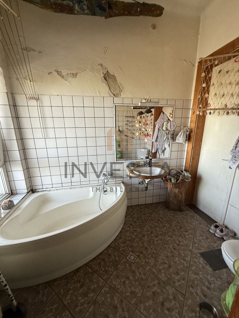Oportunitate de investitie! Casa de vanzare in zona Andrei Muresanu! - Poză 8