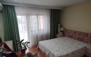 Vilă spațioasă P+1+M cu curte și garaj – Colentina - Poză 6