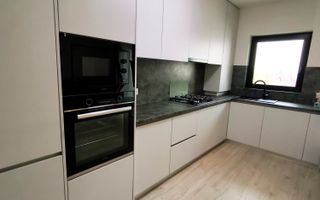 Apartament Premium 2 camere Unirii ( Casa Galbena) et2, loc de parcare - Poză 4