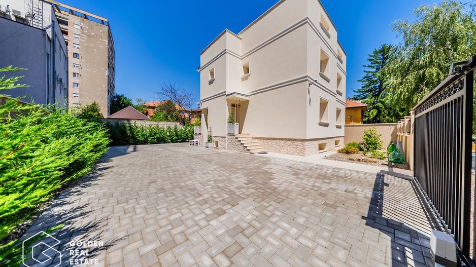 Vila moderna in cartier exclusivist Romanilor, strada 9 Mai Comision 0% - Poză 4