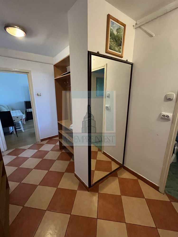 De vânzare apartament 3 camere/ Ghimbav - Poză 3