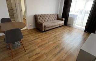 Apartament 2 camere Piața Victoriei – renovat complet, balcon