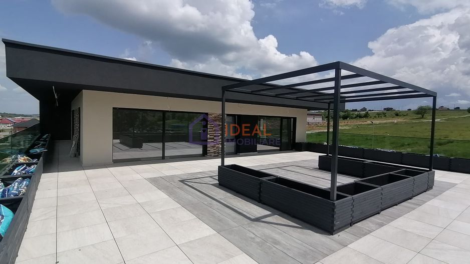 Casa  Exclusivista cu piscina si 1200 mp de teren, in Cisnadie - Poză 5