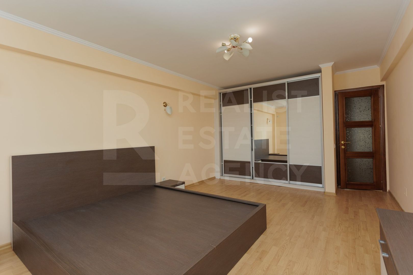 Vânzare, apartament, 3 camere, str. Valea Trandafirilor, Centru - Poză 13