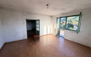 Apartament spațios  la casa- preț atractiv/COVASNA - Poză 13