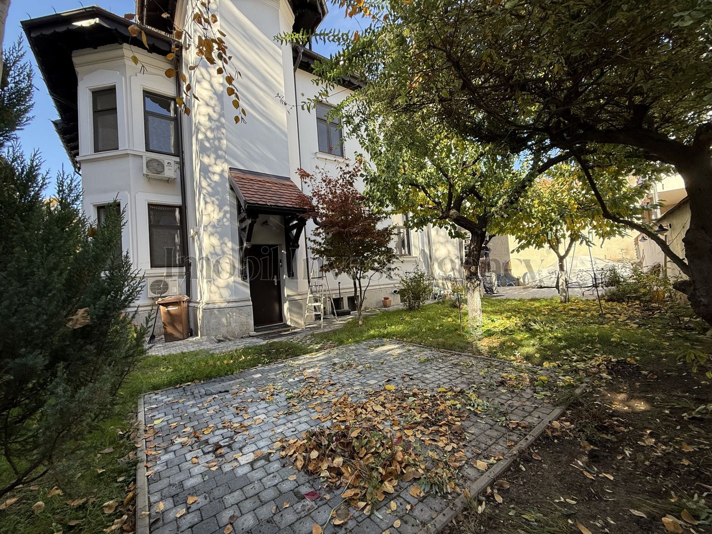 Vilă interbelică restaurată – Dorobanți Capitale 363 mp utili - Poză 3