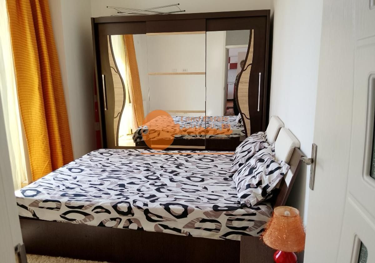 Apartament de 2 camere zona Uranus (bloc nou) - Poză 9