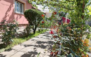 Casa de vanzare in Vladimirescu in zona primariei. - Poză 49