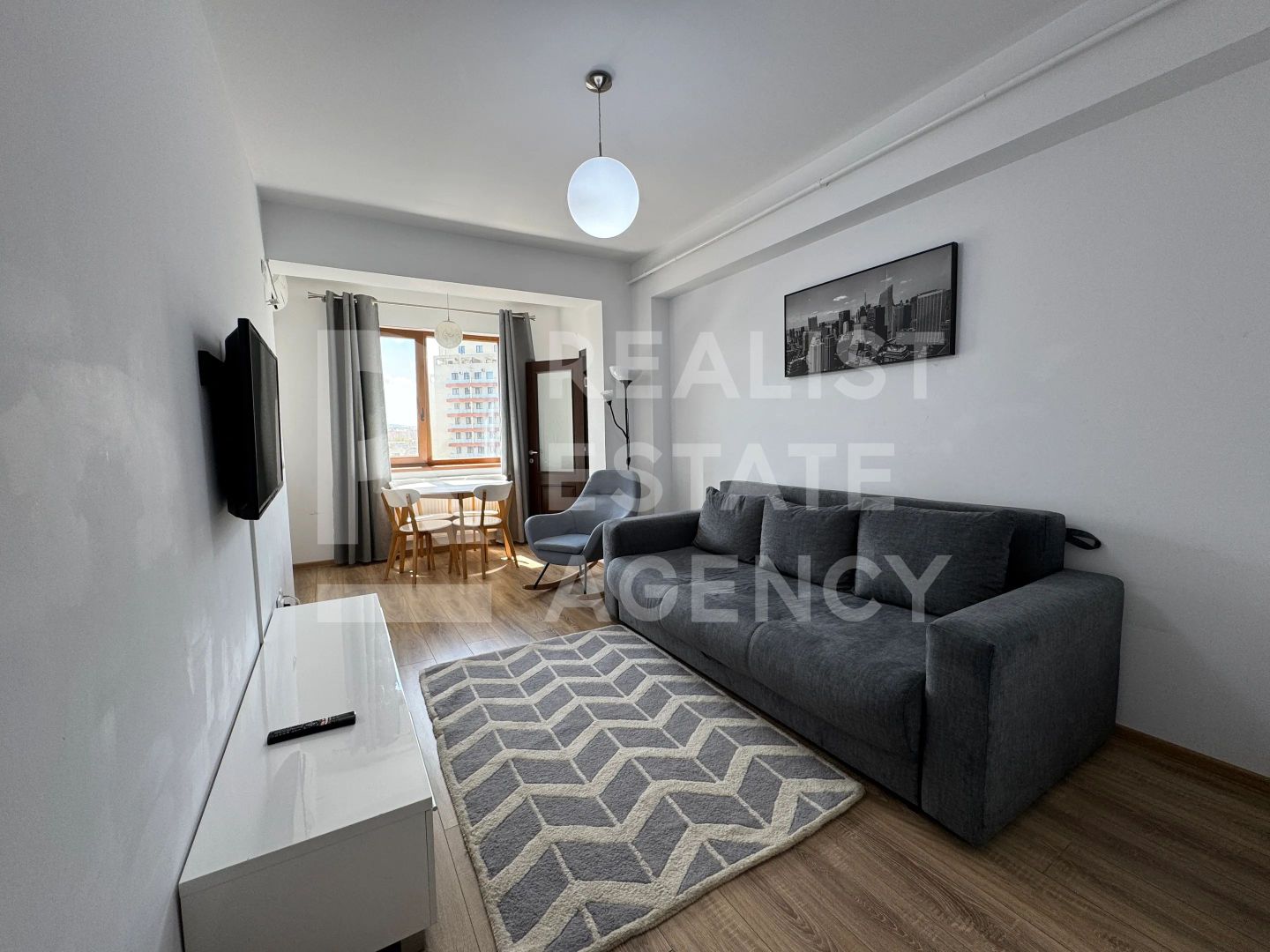 Apartament 2 camere semidecomandat – Palas, Iași | Vedere directă - Poză 2