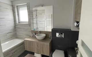 Apartament cu 3 camere de vanzare in Floresti - Poză 7