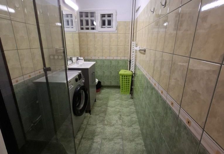 Aparatment 2 camere 50 mp  Podu Ros Splai Bahlui 350 euro - Poză 7