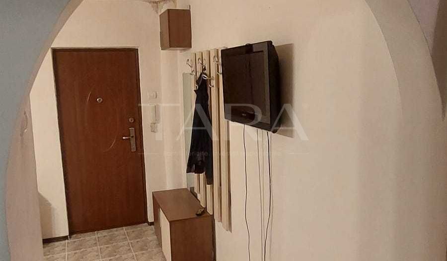 Panoramă superba! Apartament cu 2 camere si garaj, Gheorghe Dima. - Poză 3
