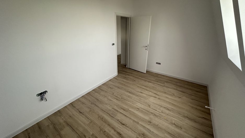 Apartament 2 camere la Mansarda zona Bucovinei - Poză 9