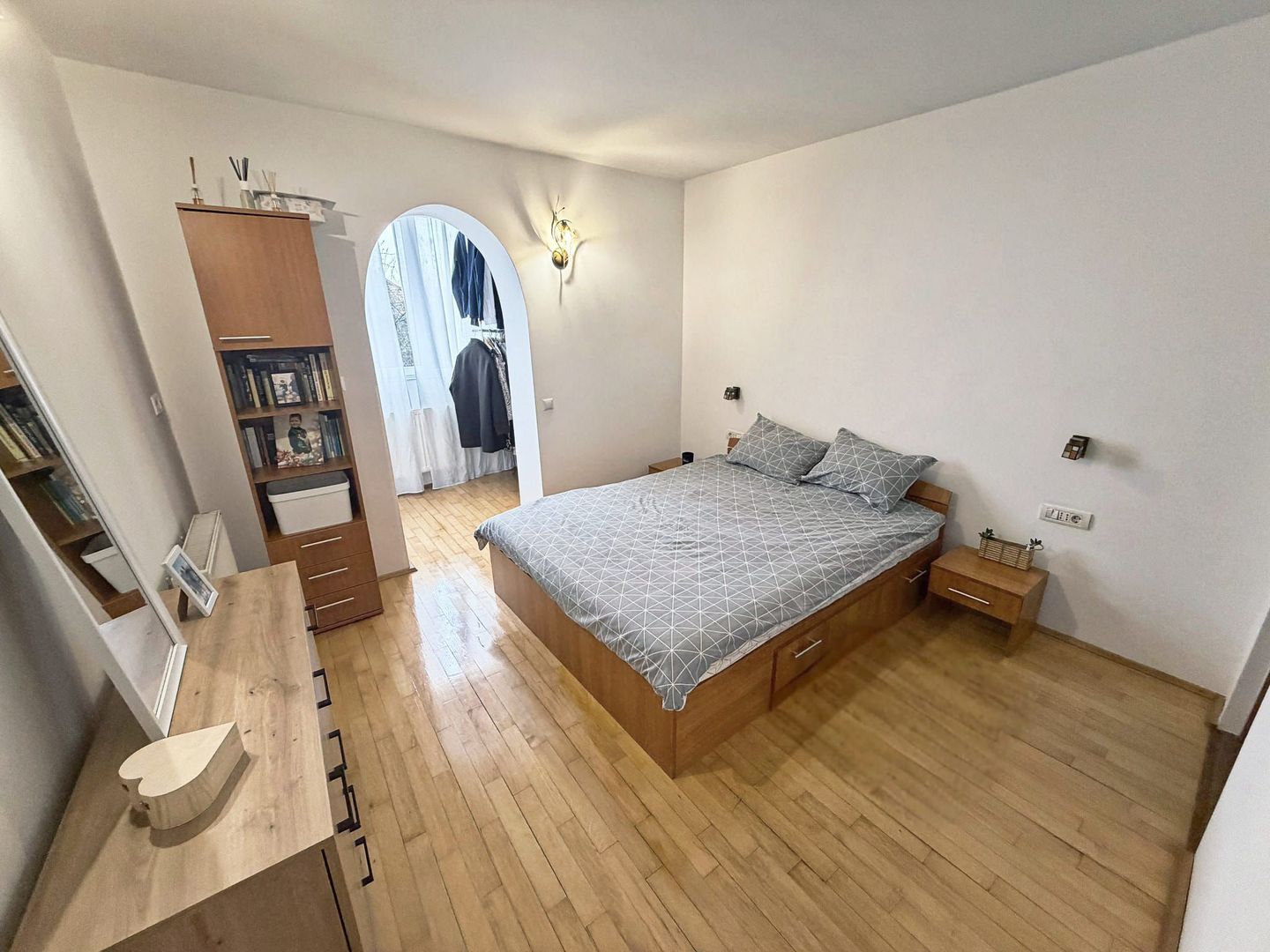 Apartament de vanzare cu 3 camere, in Alba Iulia - Poză 3