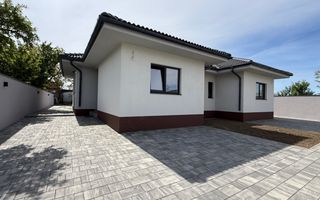 Duplex pe parter Mosnita Veche - Poză 1