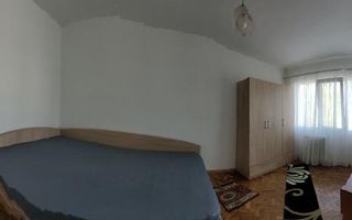 Apartament 2 camere semidecomandate, Tătărași, 54 mp, etaj 3/4 - Poză 2