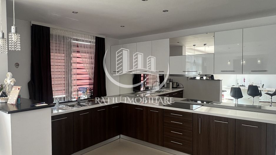 Casa cu 5 camere | P+M | Iosia | Oradea - Poză 8