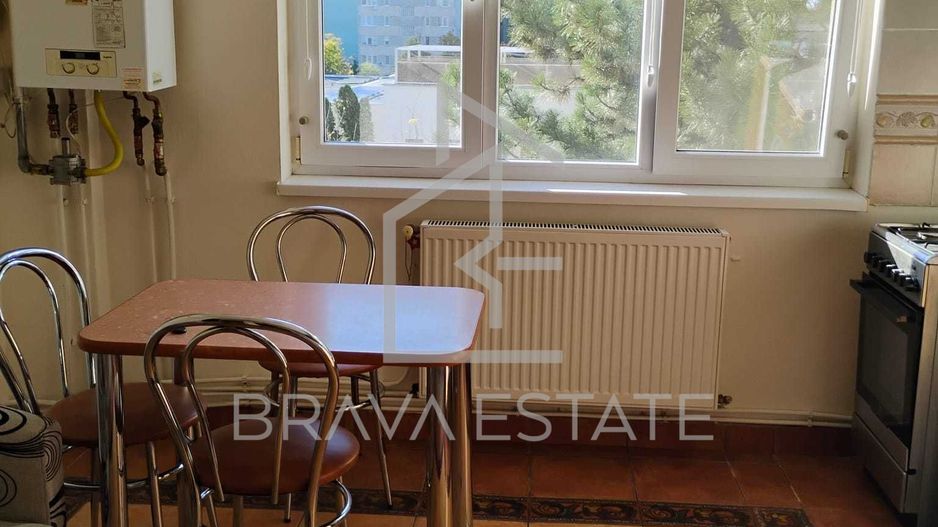 Apartament 2 camere, balcon, zona Iulius-mall - Poză 4