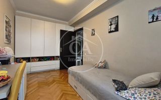 Apartament de vânzare cu 4 camere în zona Decebal, Oradea - Poză 11