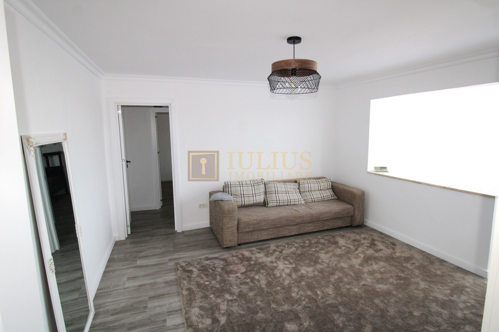 Zona Dambovita apartament 2 camere renovat modern/prima inchiriere - Poză 2