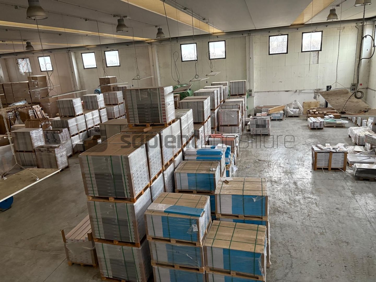 Sapient | Hală situata în com. Borș - Poză 5