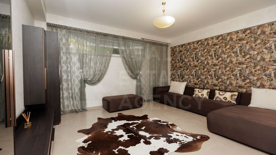 Vânzare, casă, 180 mp + 5 ari strada Calea Trușenilor ,Trușeni. - Poză 20