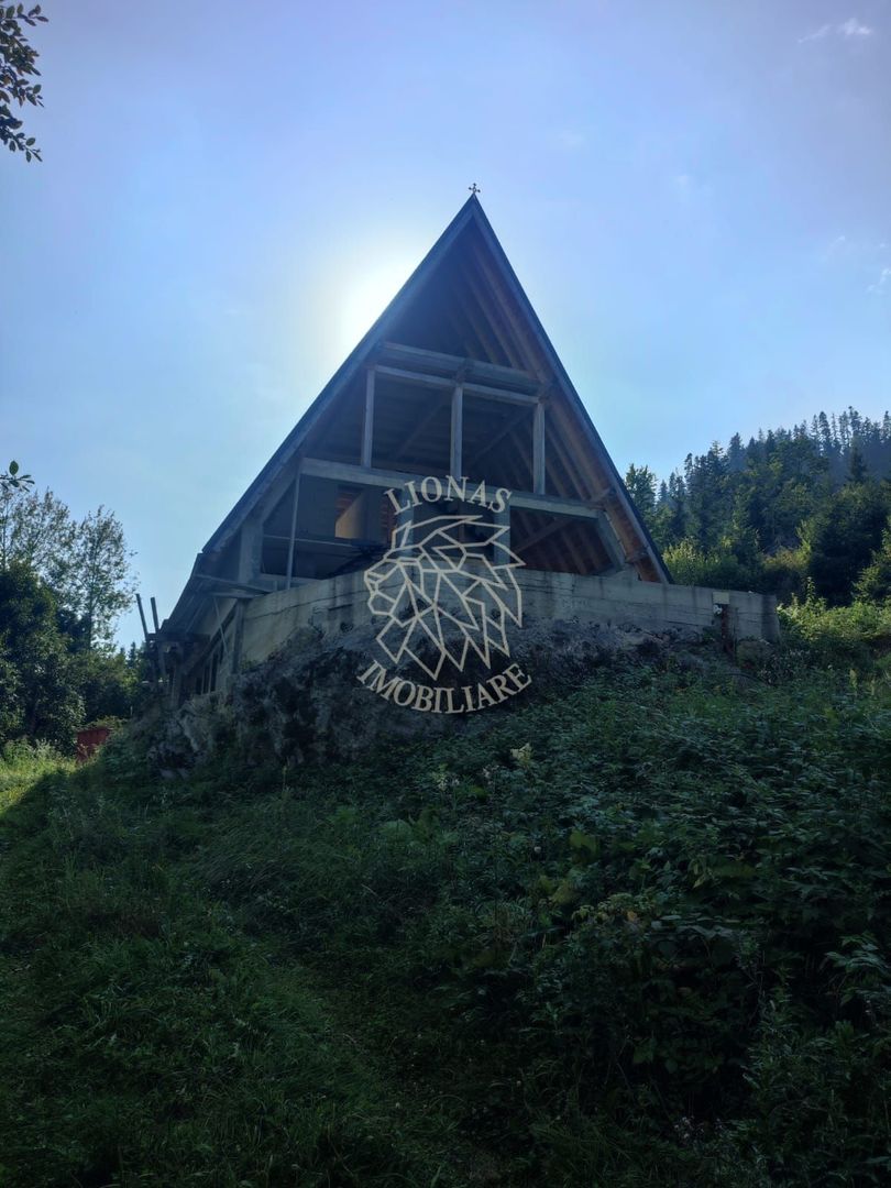 Cabana Finisata 160 mp -teren 4100 mp-Panorama spre Lac Colibita - Poză 9