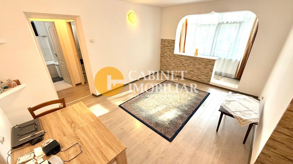 3 Camere Renovat - Etaj Intermediar - Podu Ros Primaverii - Poză 2