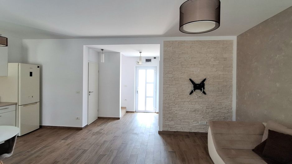 Locuinta insiruita cu 3 camere in Dumbravita - Poză 5