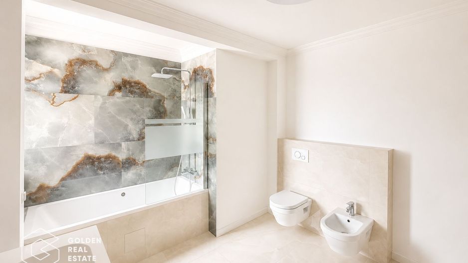 Apartament premium, zona Subcetate, 3 camere, 2 bai, loc parcare, sala, piscina - Poză 8
