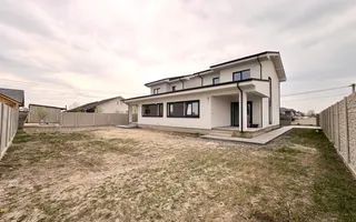 Duplex cu 4 camere, despărțit prin camera tehnica | Mosnita Veche - Poză 13