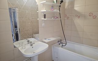 Casa 35 mp cu curte 300 mp, Micro 17 – Str. Oltului, 250 euro lunar - Poză 9