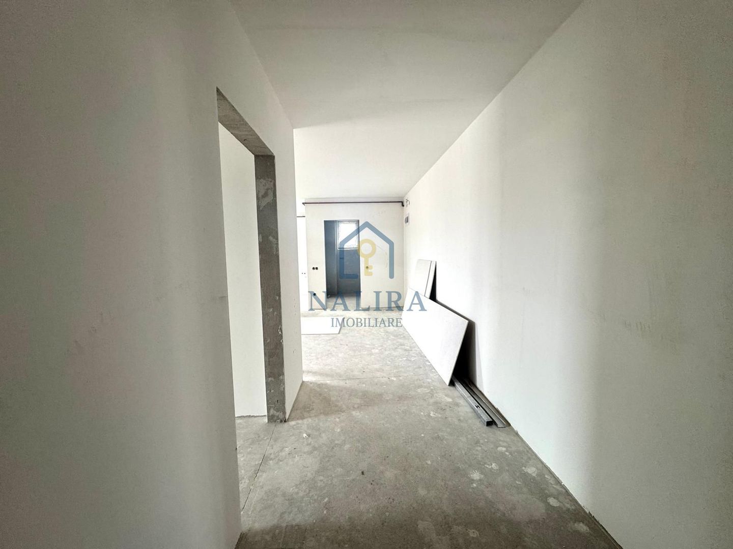 Apartament 3 camere de vanzare - Lupului bloc nou - Poză 3