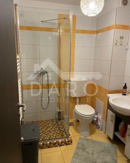 Apartament 3 camere de vânzare - Poză 4