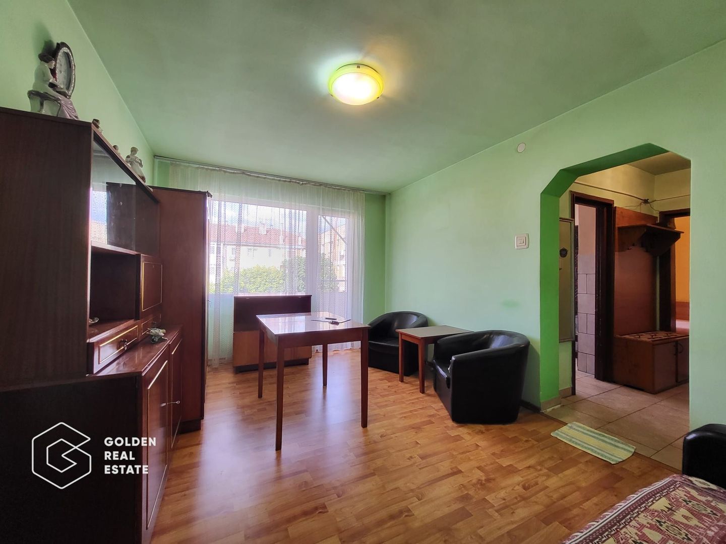 Apartament 3 camere, oras Lipova - Poză 1