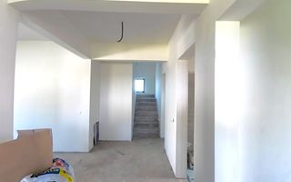 Vilă P+E+Pod | 200 MP Utili | Șcheia | Drum Privat - Poză 4