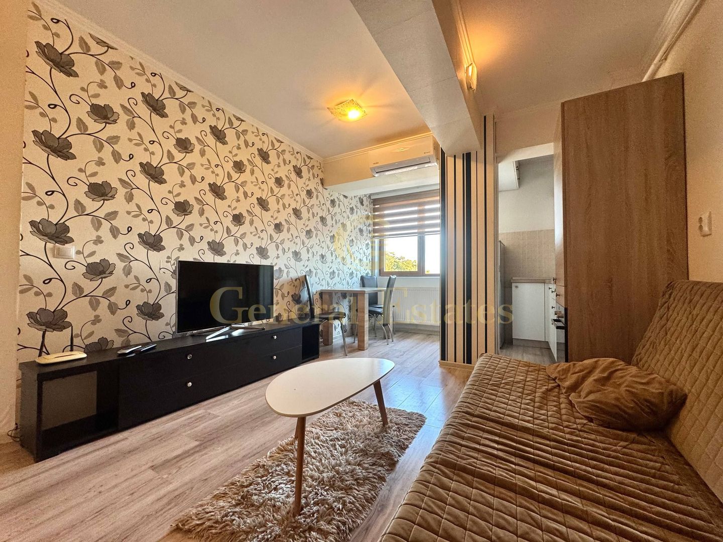 Vânzare apartament cu 2 camere - 47 m.p - Gata de intrare - Tătărași - Poză 3